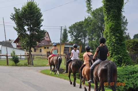 Obóz jeździecki (02-07 lipiec 2012r.)